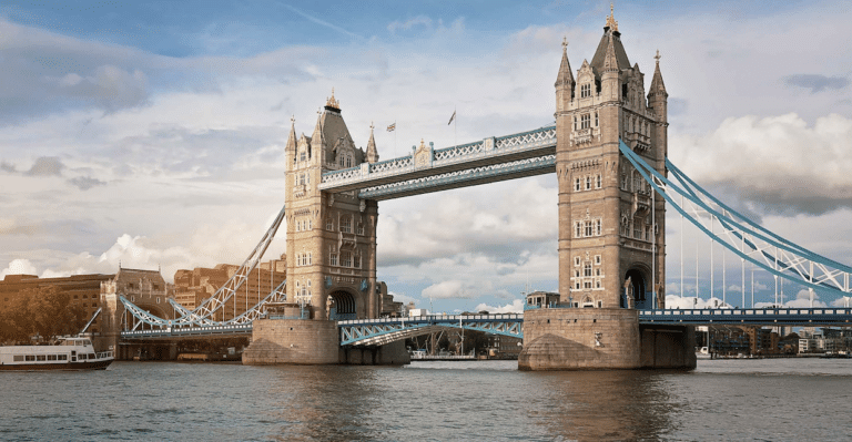 Bridget Jones. Working Title Films. Visit Britain